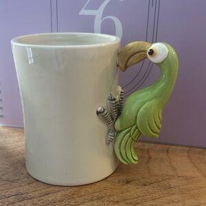 Fits and Floyd “Bird in Hand” Green Parrot Ceramic Mug